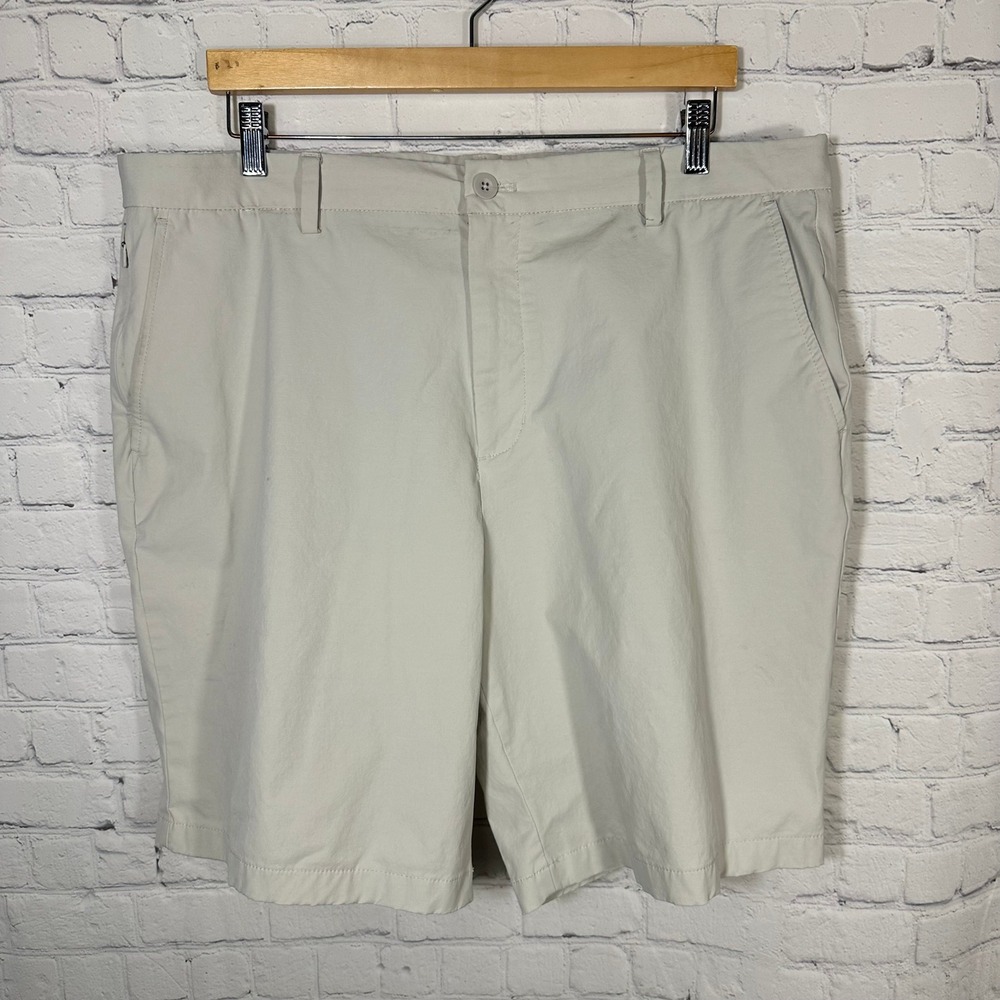 Lacoste Mens Flat Front Chino Shorts Beige Sand Size 38 Zipper Pocket Golf